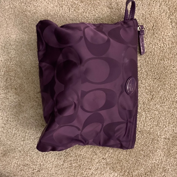 Foldable duffle bag - Picture 2 of 9